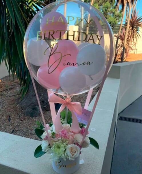 customized hot air balloon with flower bouquet for birthday