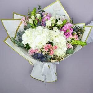 Romantic-Flower-Bouquet